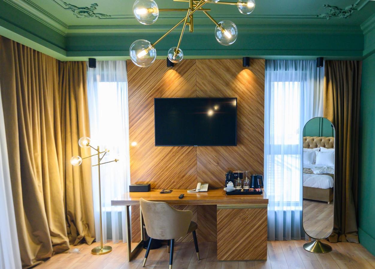 Hotel Viena Satu Mare Exteriér fotografie